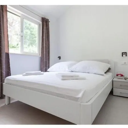 Dingac Appartement *