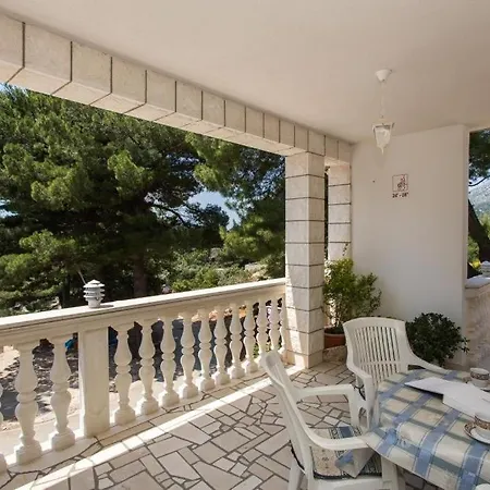 Dingac Apartman